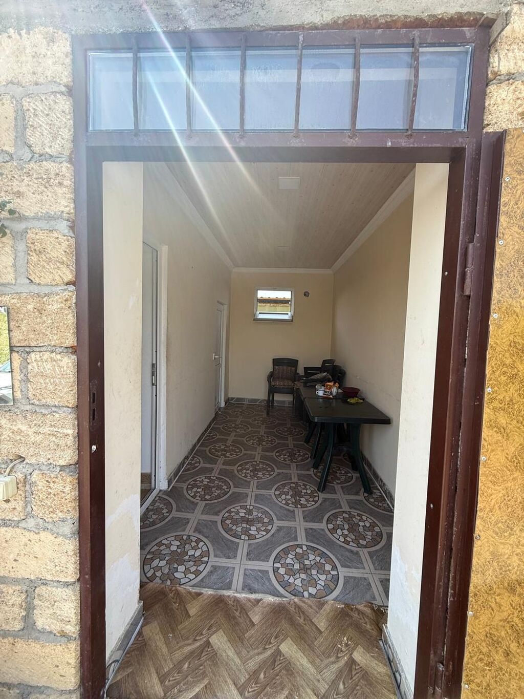 Xaçmaz rayon yergüc kəndində 4 həktar intensiv bag satılır. Gölü var