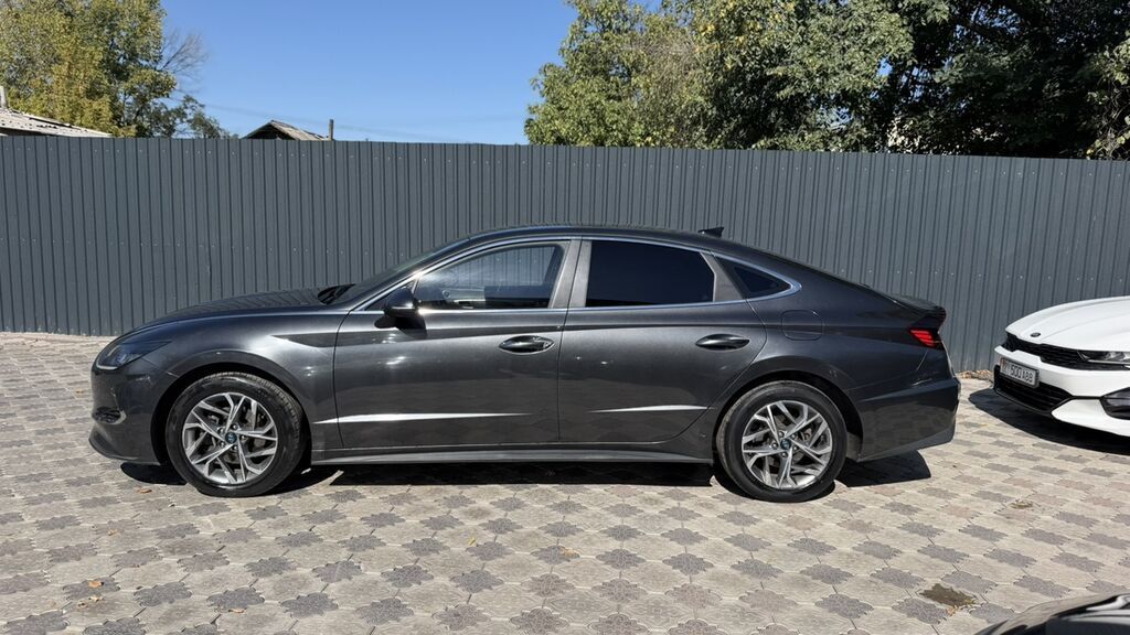 Hyundai Sonata: 2019 г., 2 л, Автомат, Газ, Седан: фото 3