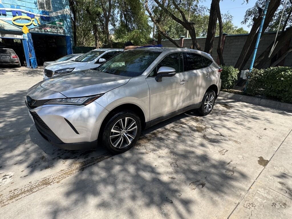 Toyota Venza: 2020 г., 2.5 л, Вариатор, Гибрид, Кроссовер: фото 2