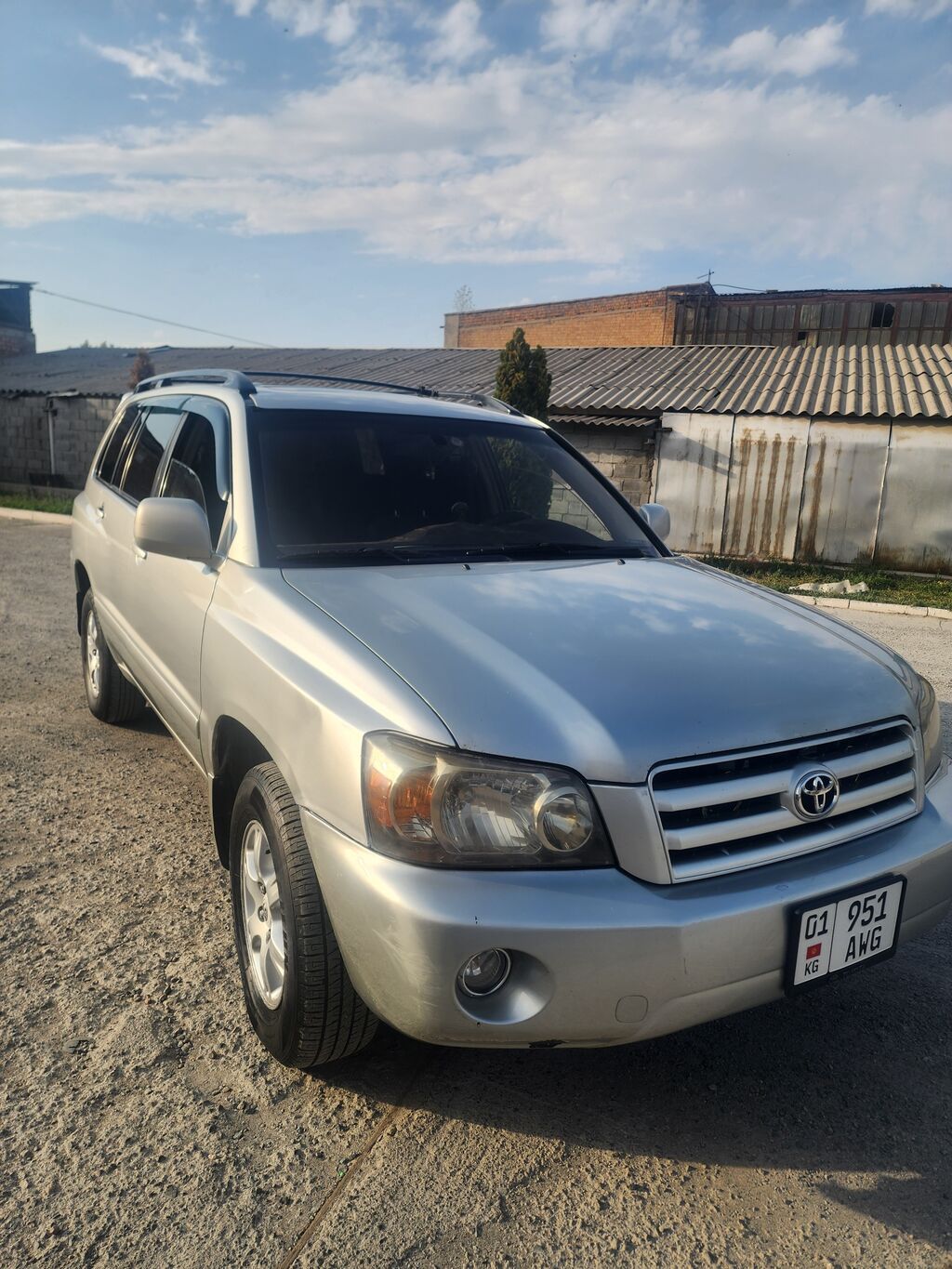 Toyota Highlander: 2004 г., 3.3 л, Автомат, Бензин, Кроссовер: фото 1