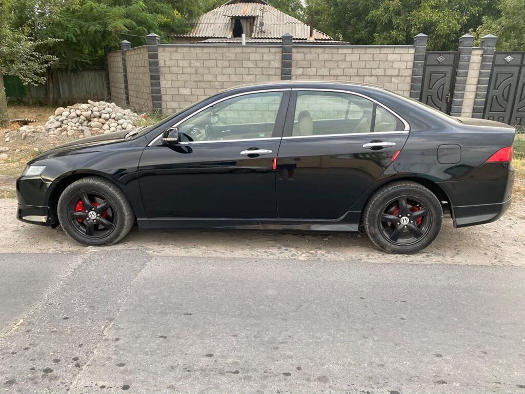 Honda Accord: 2004 г., 2 л, Автомат, Бензин, Седан: фото 5