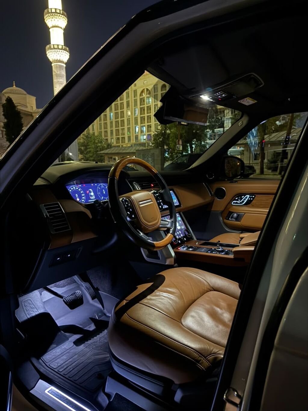 Land Rover Range Rover: 2019 г., 4.4 л, Автомат, Дизель, Внедорожник: фото 5