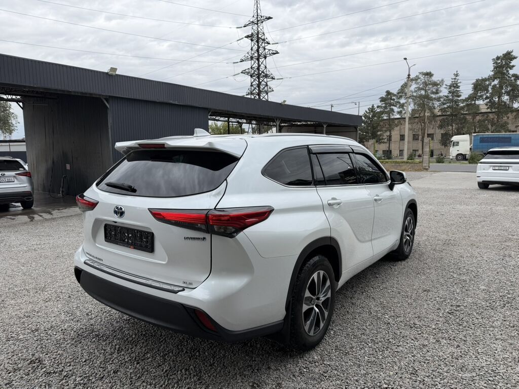 Toyota Highlander: 2021 г., Гибрид, Кроссовер: фото 4