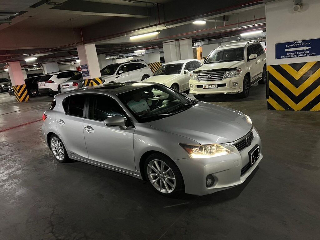 Lexus CT: 2011 г., 1.8 л, Автомат, Гибрид, Хэтчбэк: фото 7