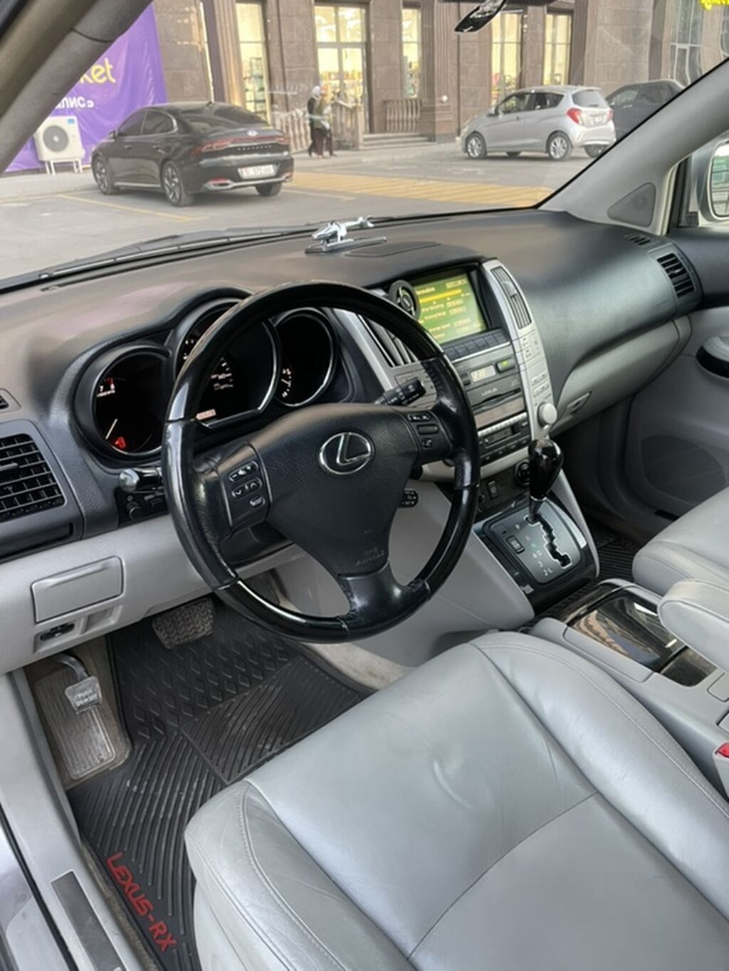Lexus RX: 2005 г., 3.3 л, Автомат, Бензин, Кроссовер: фото 5