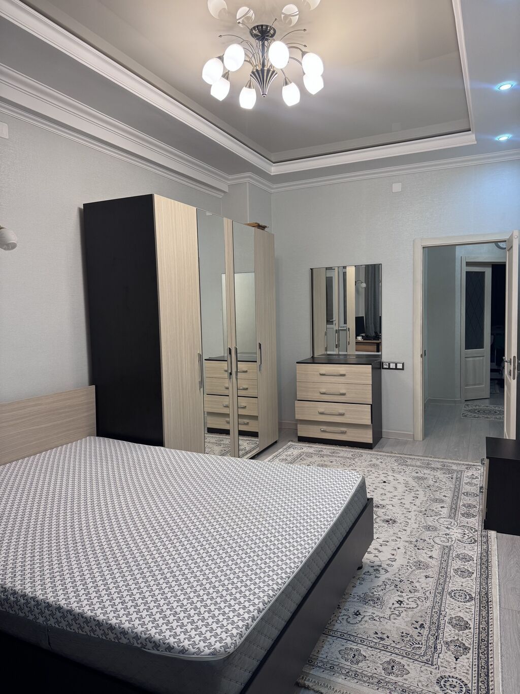 2 комнаты, 66 м², 12 мкр Элитка, 4 этаж, Евроремонт: фото 2