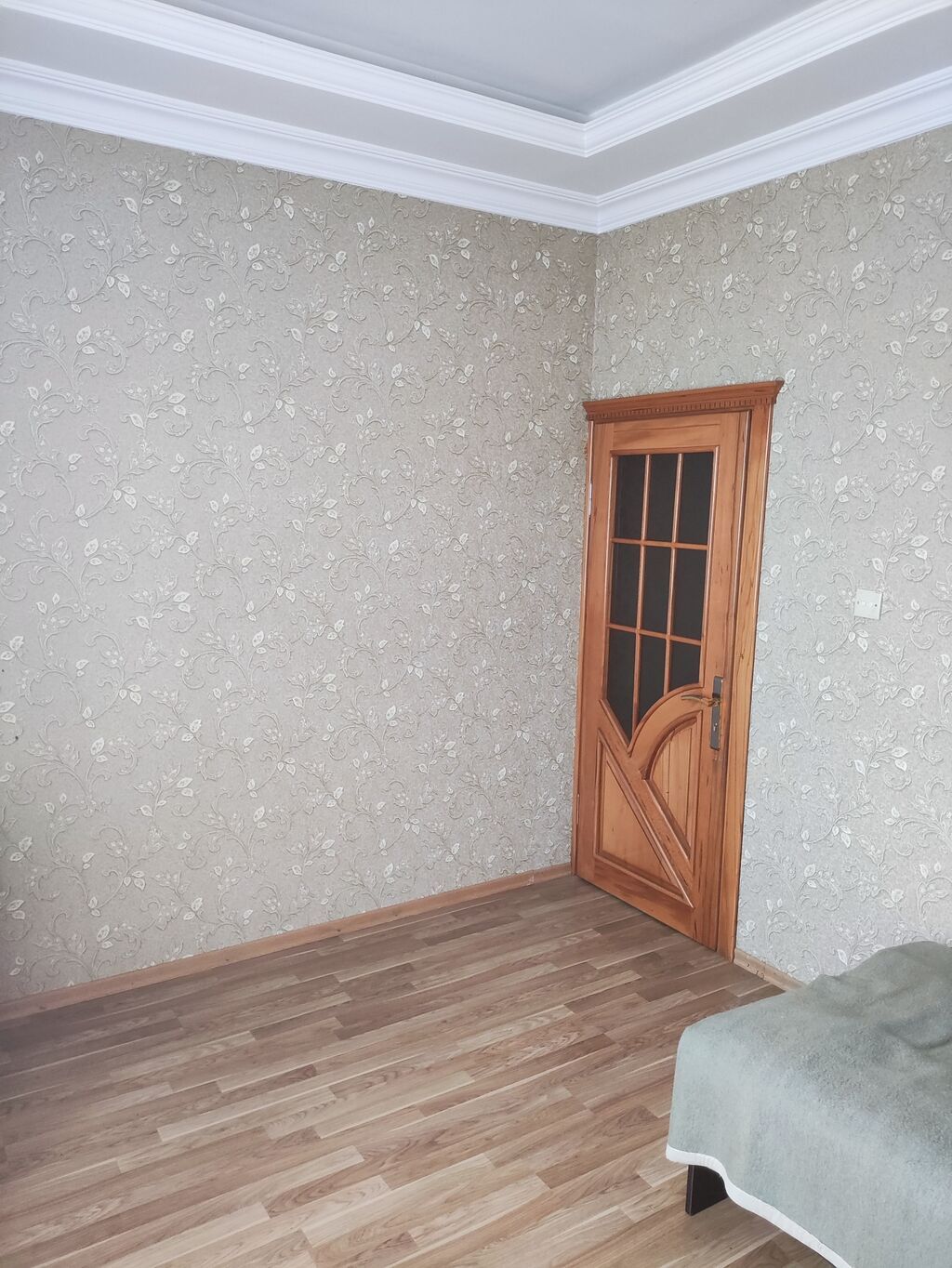 Mehdiabad 7 otaqlı, 204 kv. m, Orta təmir