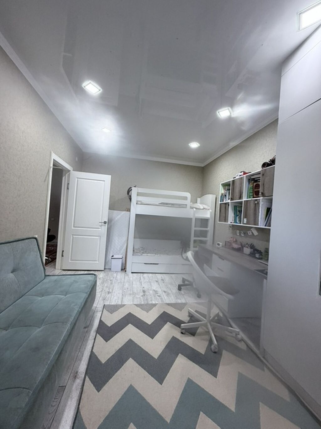 3 комнаты, 89 м², Элитка, 1 этаж, Евроремонт: фото 2