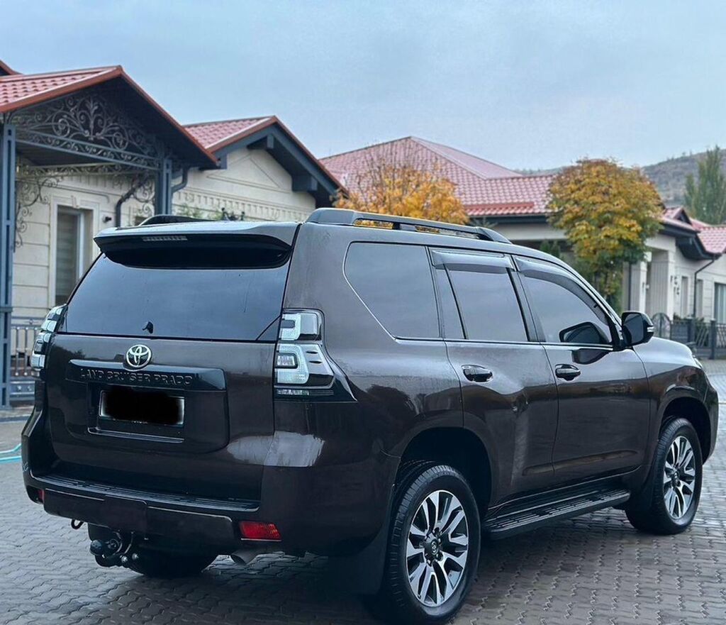 Toyota Land Cruiser Prado: 2022 г., 2.8 л, Автомат, Дизель, Внедорожник: фото 6