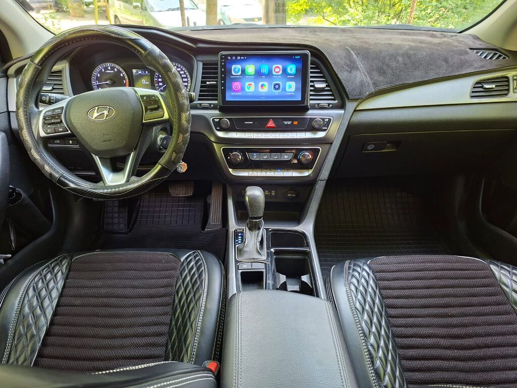 Hyundai Sonata: 2018 г., 2 л, Автомат, Газ, Седан: фото 5