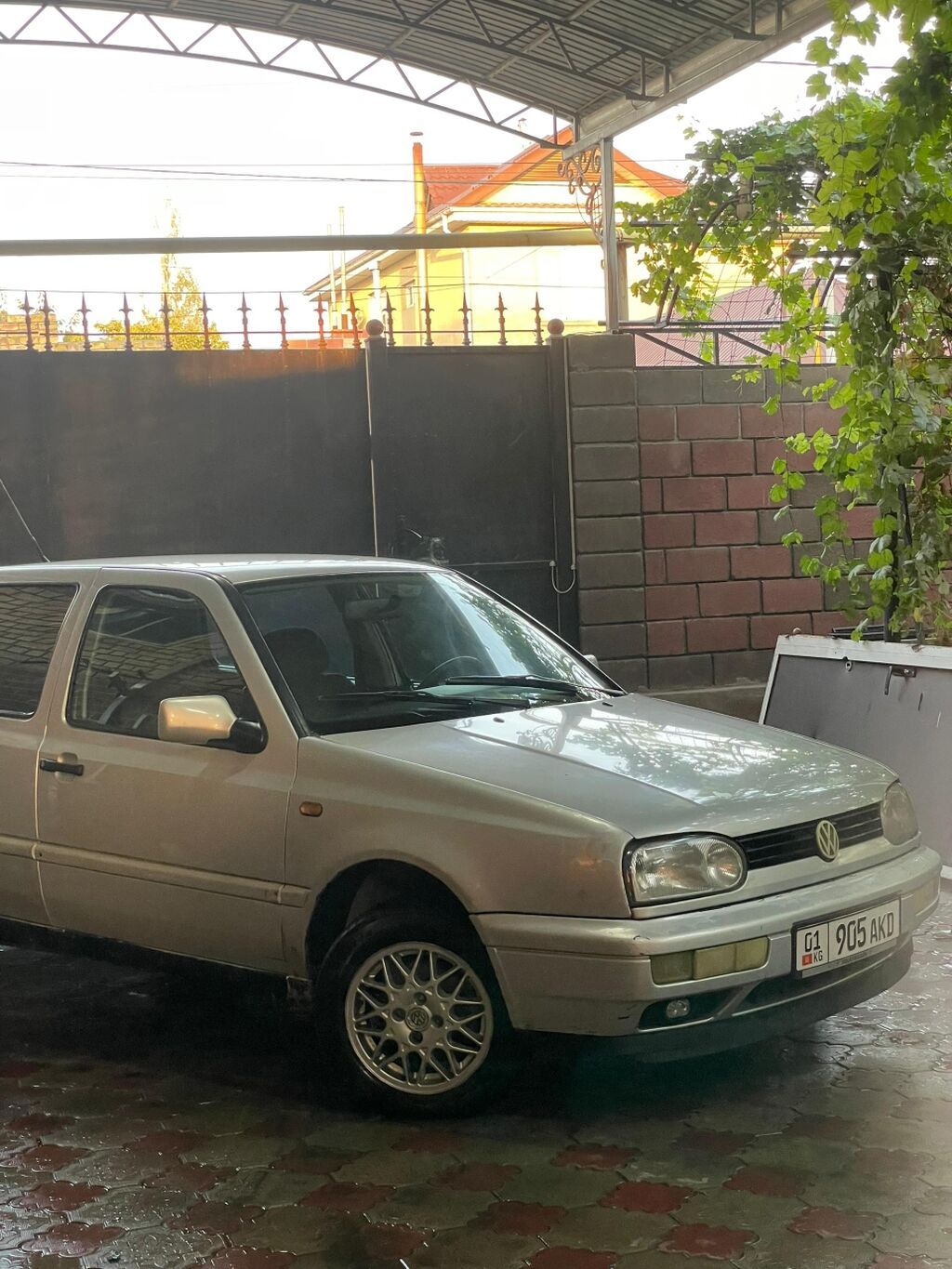 Volkswagen Golf: 1996 г., 2 л, Автомат, Бензин, Хэтчбэк: фото 3