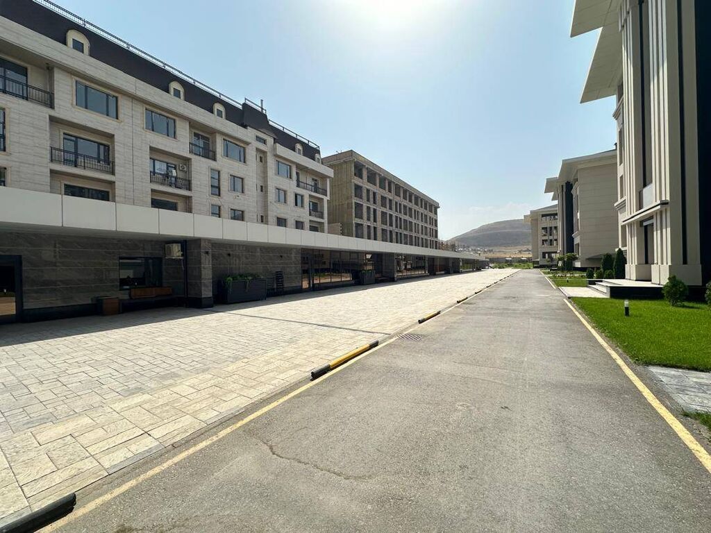 4 комнаты, 205 м², АУЦА Элитка, 1 этаж, ПСО (под самоотделку): фото 3