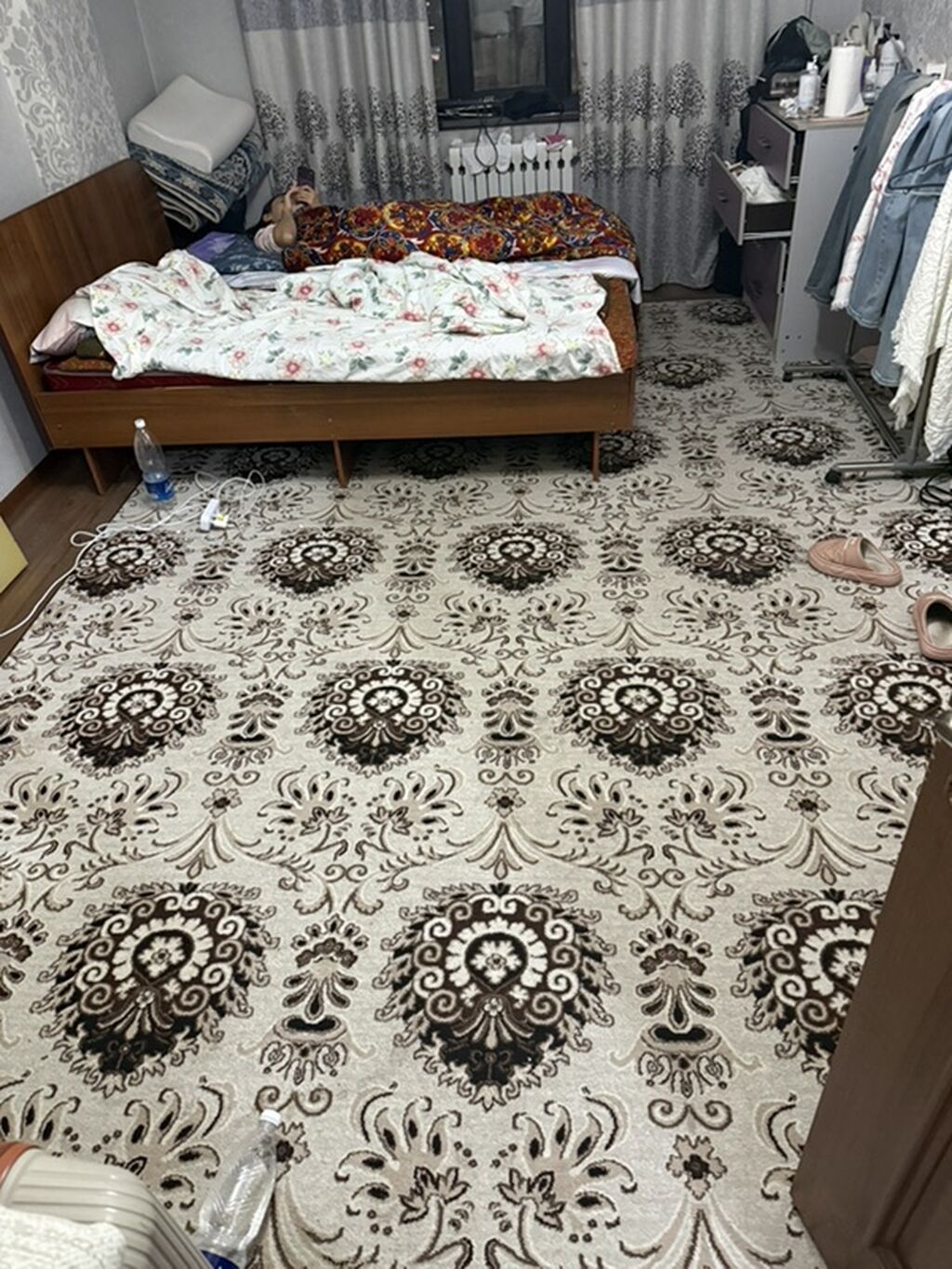 Чогу жашаганга бир кыз керек. 2х комнатный квартира. Центрда: фото 2