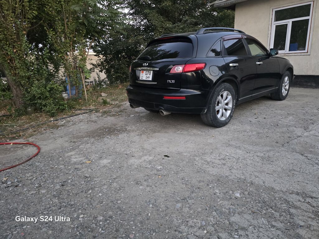 Infiniti FX35: 2005 г., 3.5 л, Автомат, Бензин, Кроссовер: фото 3