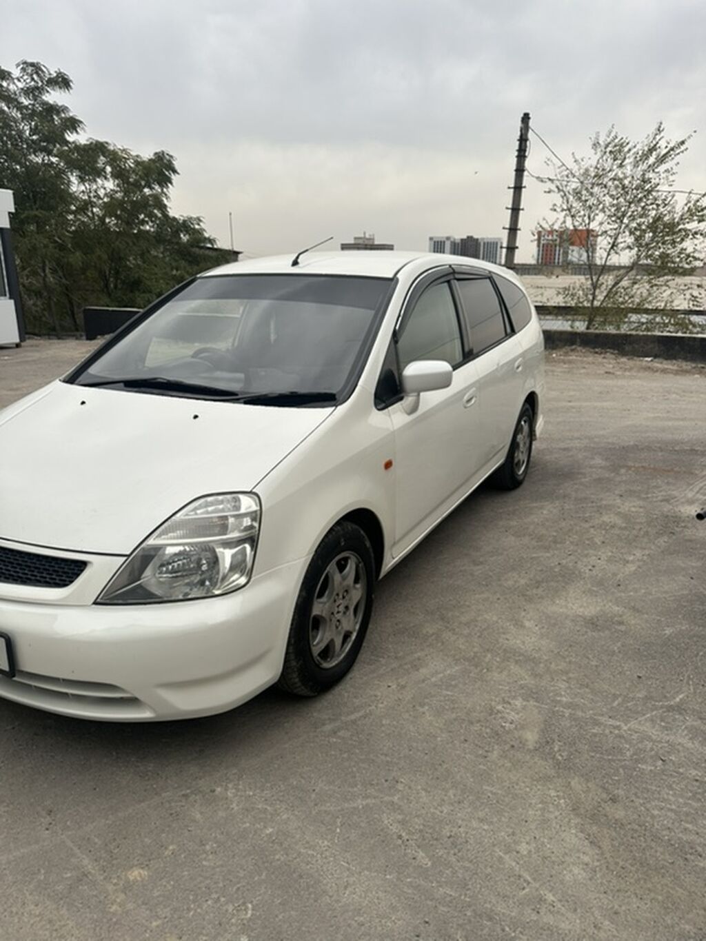 Honda Stream: 2002 г., 2 л, Автомат, Газ, Минивэн: фото 5
