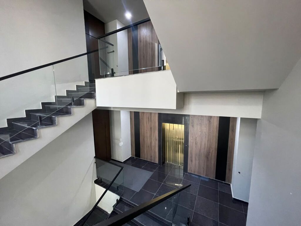 4 комнаты, 205 м², АУЦА Элитка, 2 этаж, ПСО (под самоотделку): фото 5