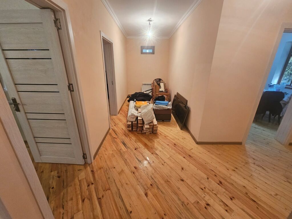 3 otaqlı, 100 kv. m, Yeni təmirli