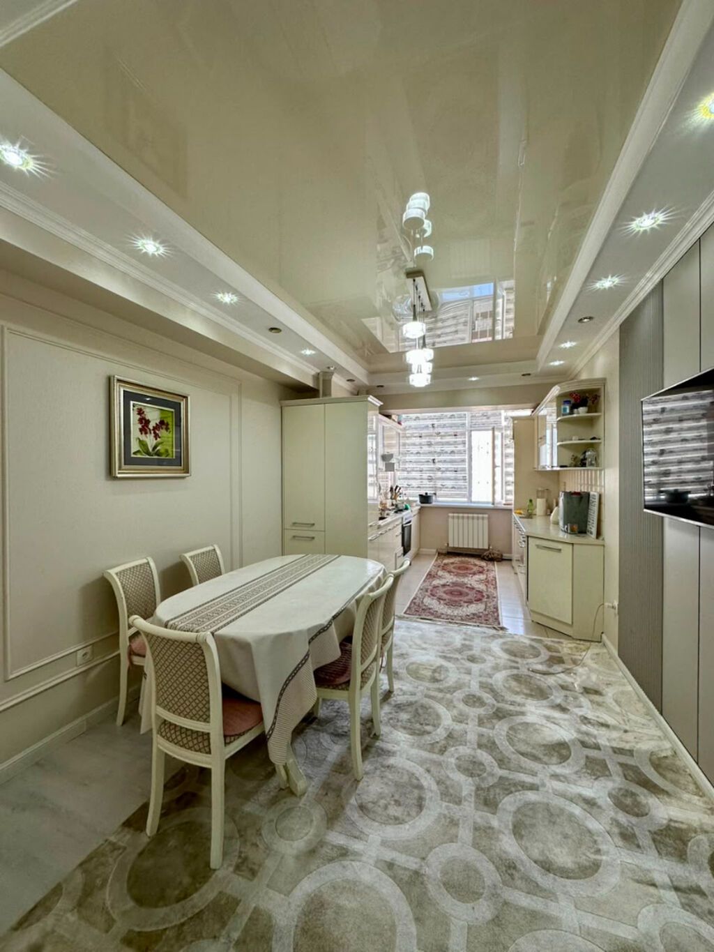 3 комнаты, 114 м², 7 мкр Элитка, 6 этаж, Евроремонт: фото 3