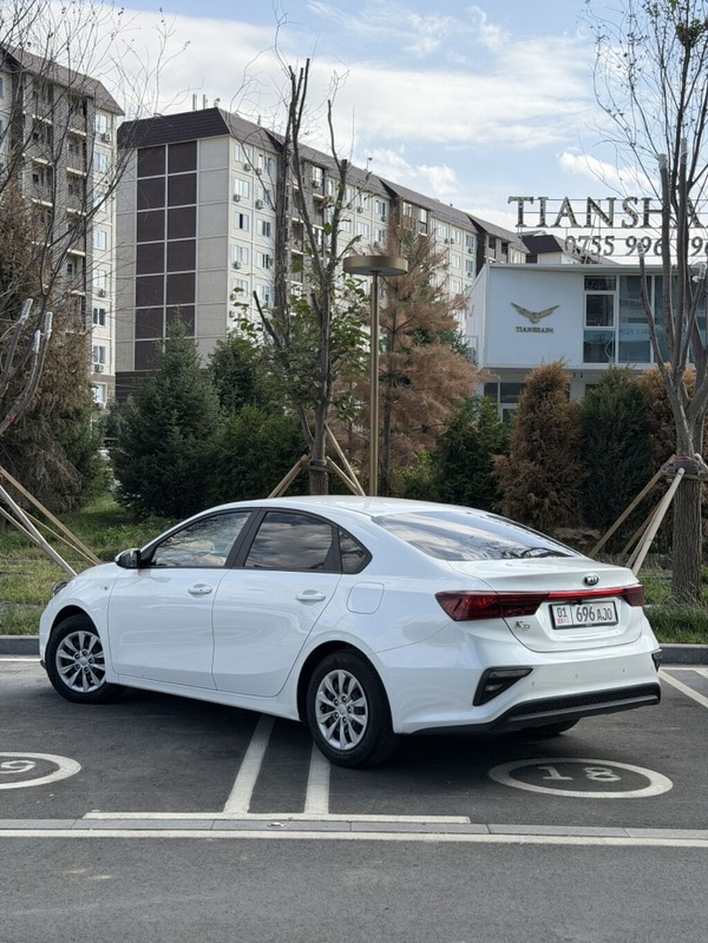 Kia K3: 2021 г., 1.6 л, Автомат, Бензин, Седан: фото 6
