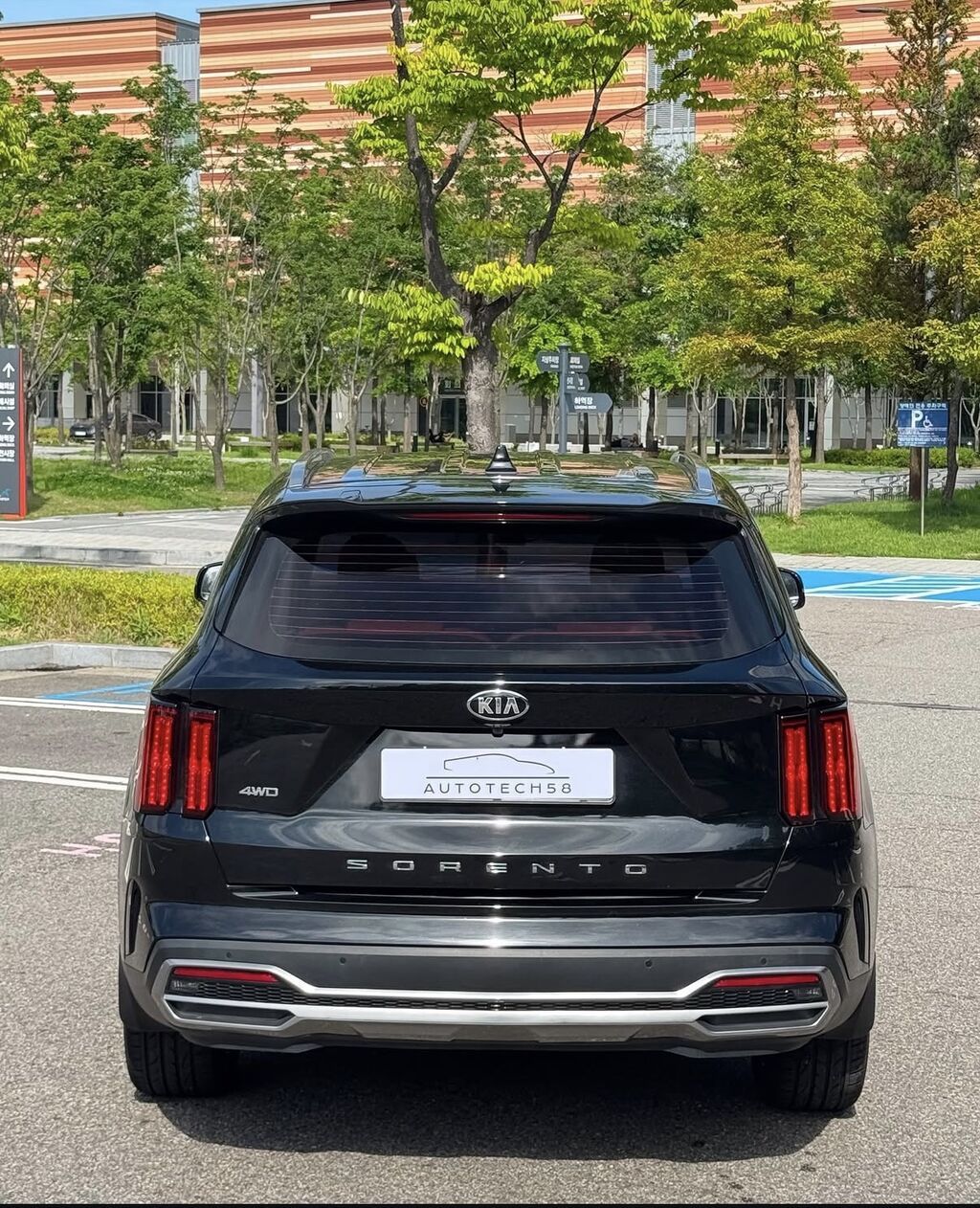 Kia Sorento: 2020 г., 2.2 л, Автомат, Дизель, Кроссовер: фото 4