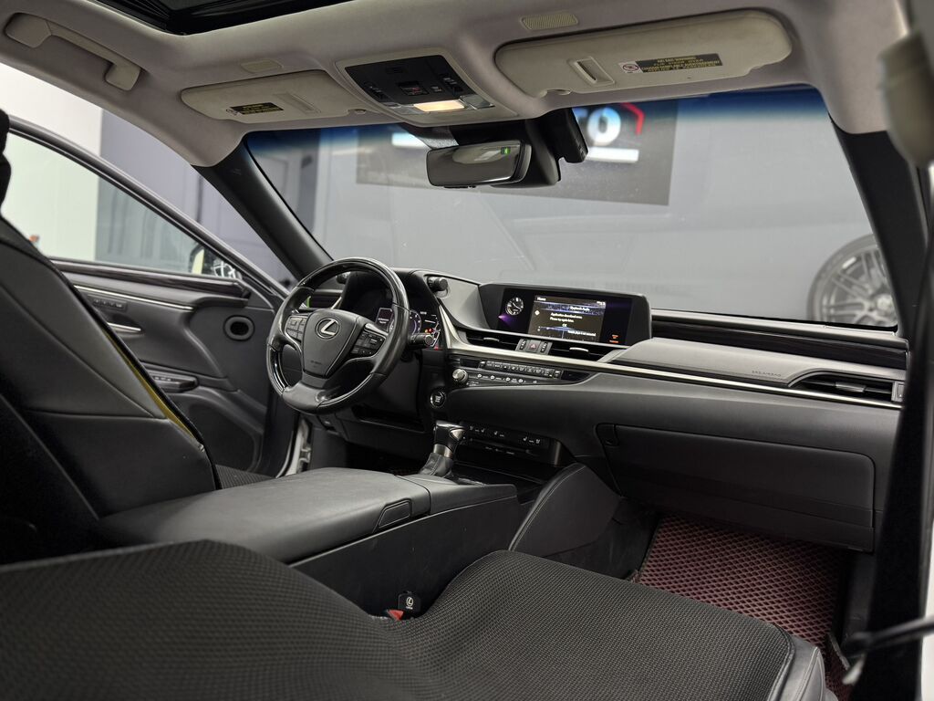 Lexus ES: 2021 г., 2.5 л, Автомат, Бензин, Седан: фото 5