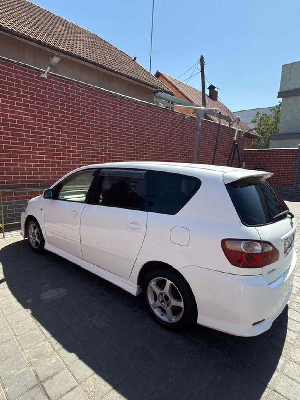 Toyota Ipsum: 2004 г., 2.3 л: фото 3
