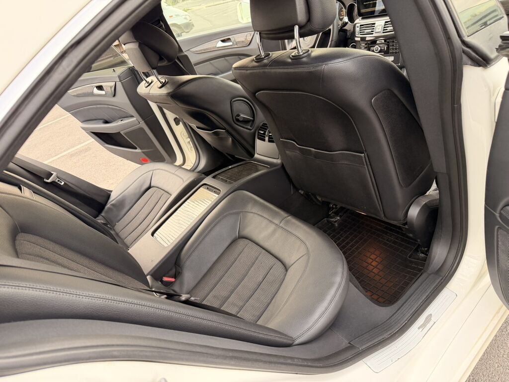 Mercedes-Benz CLS-Class: 2011 г., 3.5 л, Автомат, Бензин, Седан: фото 5