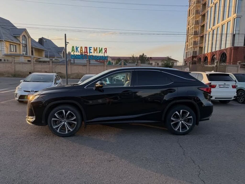 Lexus RX: 2019 г., 3.5 л, Бензин, Универсал: фото 3