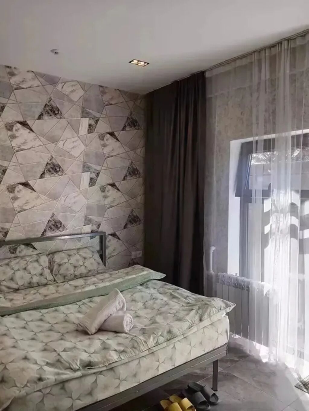 1 комната, Аламедин-1 мкр, Душевая кабина, Постельное белье, Кондиционер, фото 2