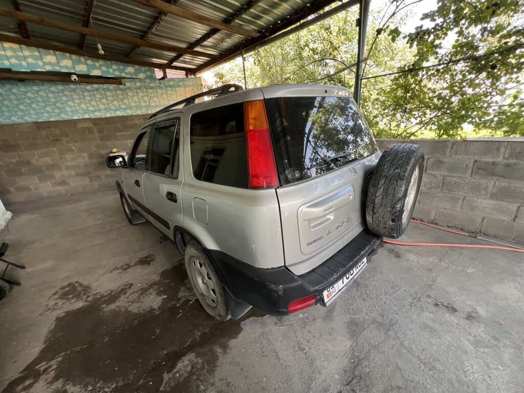Honda CR-V: 2001 г., 2 л, Механика, Газ, Кроссовер: фото 4