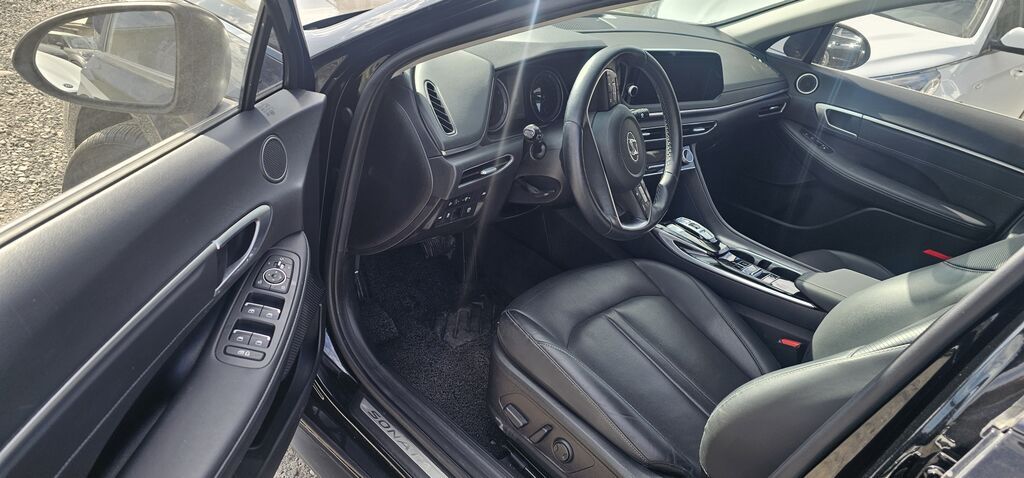 Hyundai Sonata: 2021 г., 2 л, Автомат, Газ, Седан: фото 8