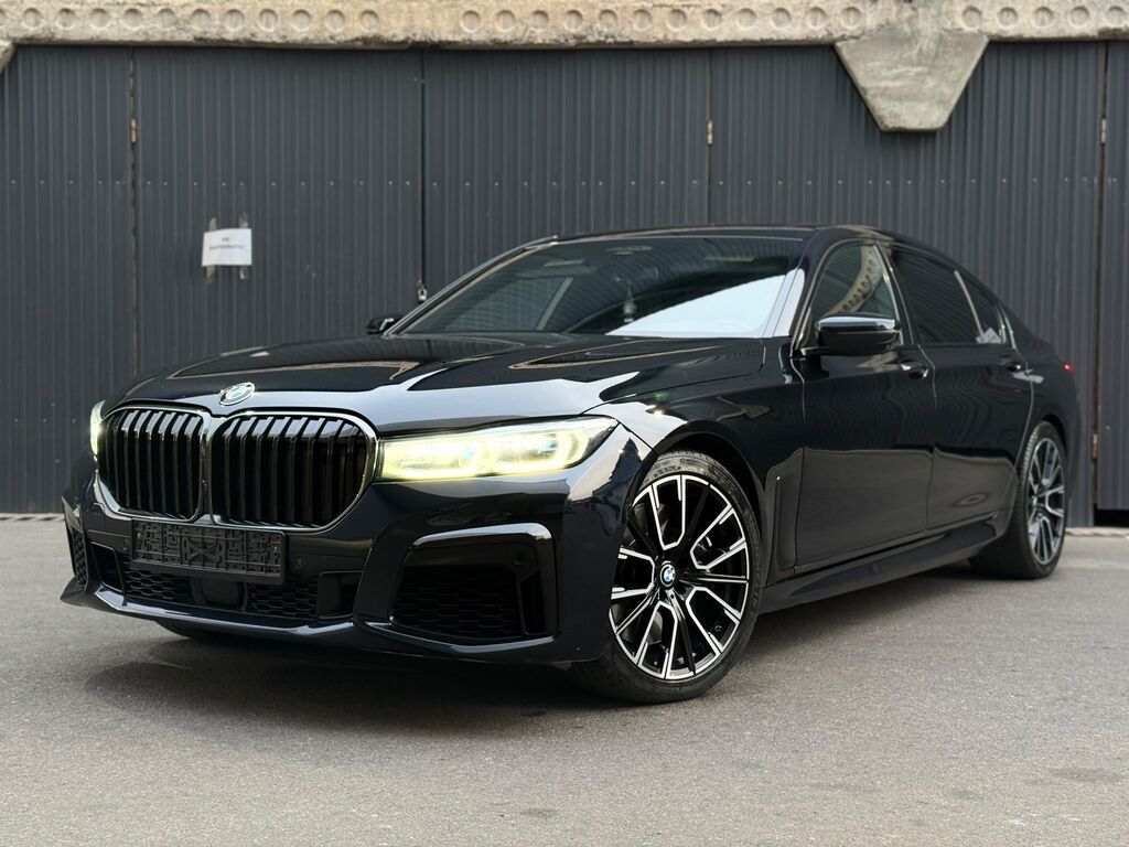 BMW 7 series: 2021 г., 4.4 л, Автомат, Бензин, Седан: фото 3