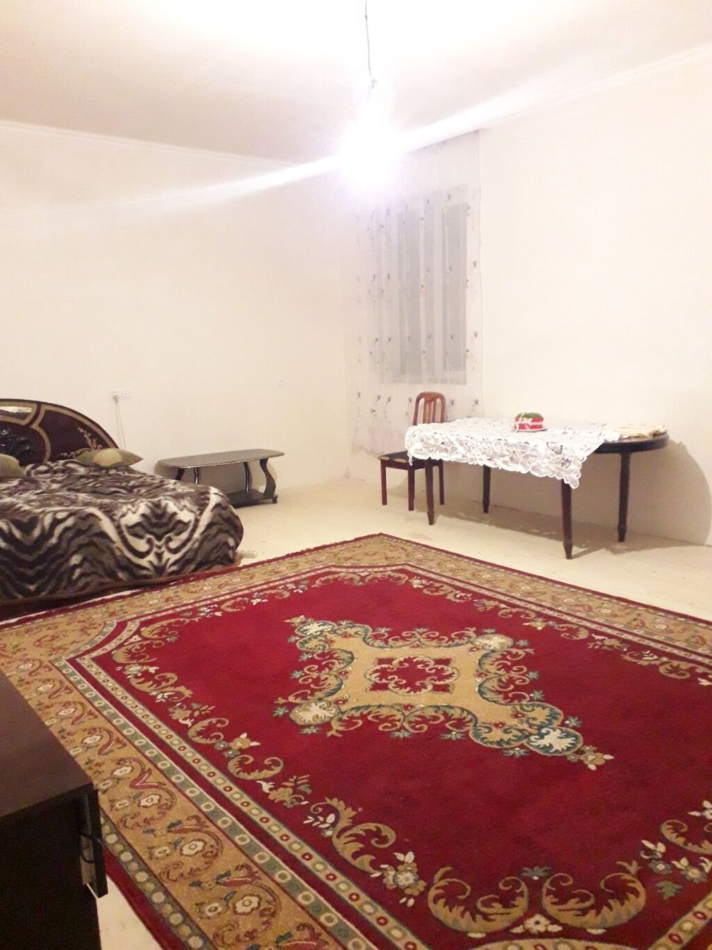 3 otaqlı, 125 kv. m, Yeni təmirli