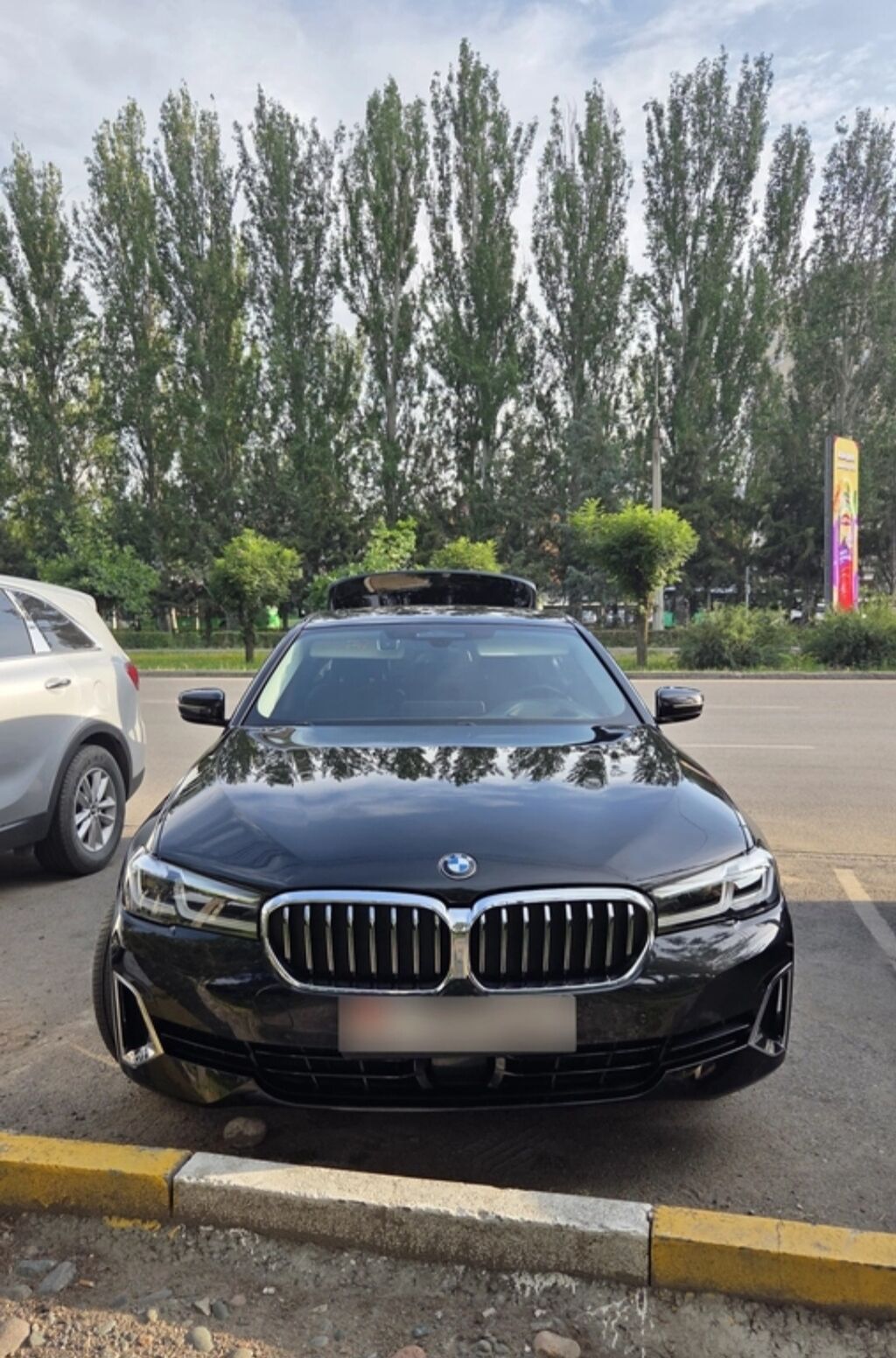 BMW 5 series: 2021 г., Автомат, Бензин: фото 1