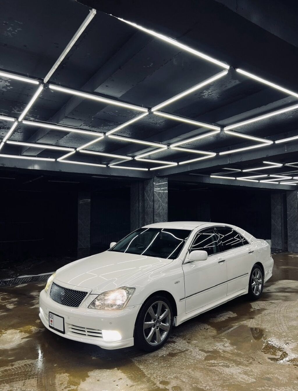 Toyota Crown: 2004 г., 3 л, Автомат, Бензин, Седан: фото 3
