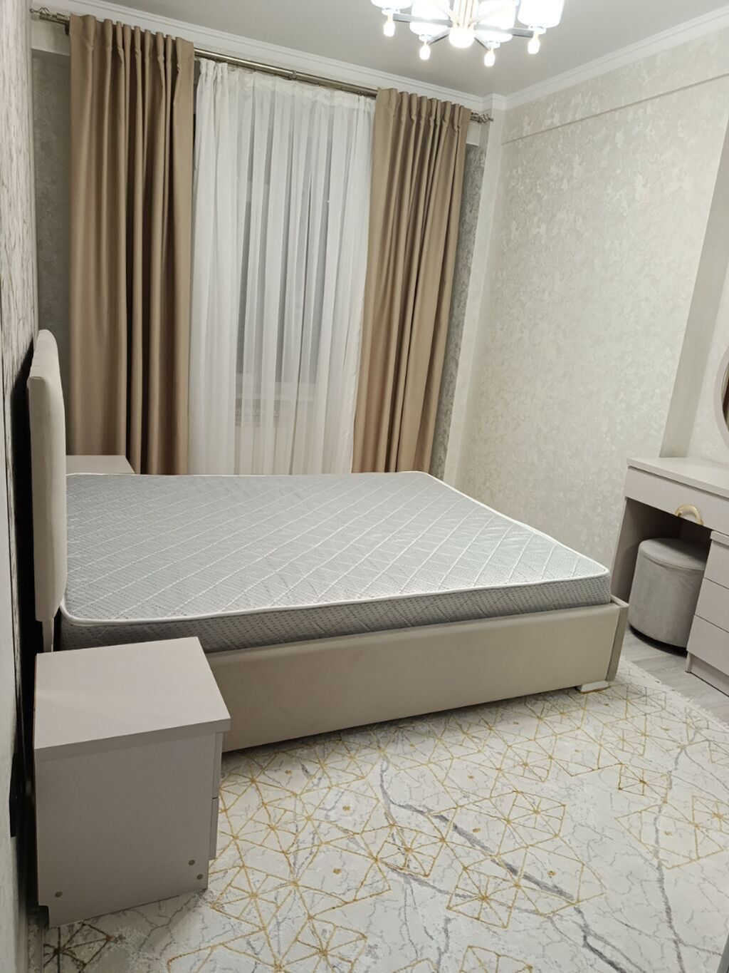3 комнаты, 83 м², Элитка, Джал мкр (в т.ч. Верхний, Нижний, Средний) Элитка, 3 этаж, Евроремонт: фото 4