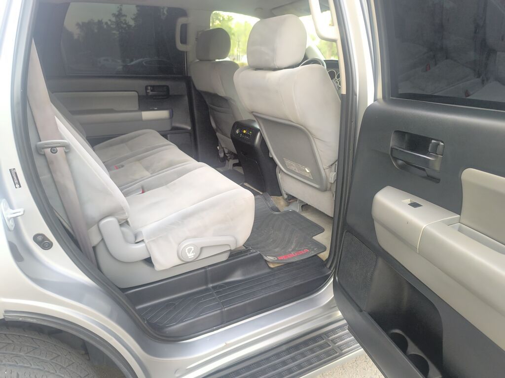 Toyota Sequoia: 2009 г., 4.7 л, Автомат, Бензин, Внедорожник: фото 5
