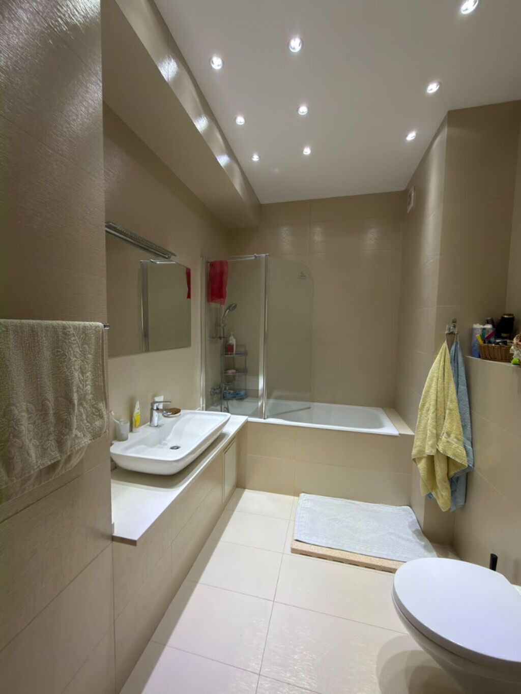 3 комнаты, 117 м², Золотой квадрат Элитка, 3 этаж, Евроремонт