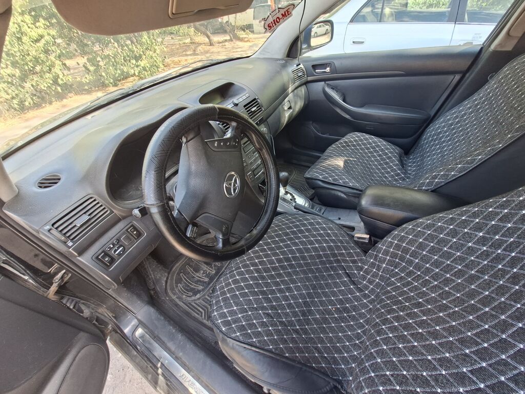 Toyota Avensis: 2003 г., 2.4 л, Автомат, Бензин, Универсал: фото 6