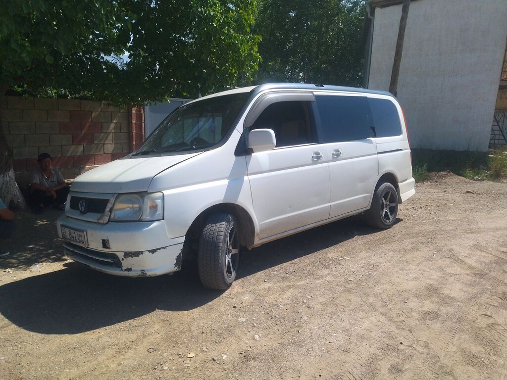 Honda Stepwgn 2002 г., 2 л, АКПП, минивэн: фото 4