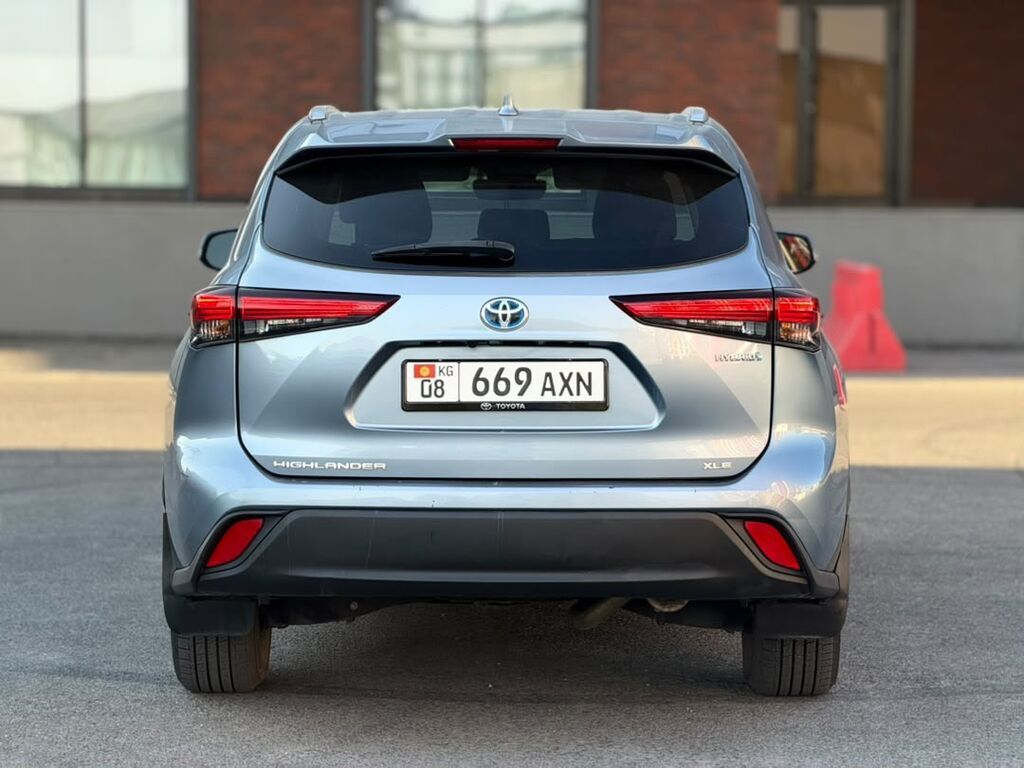 Toyota Highlander: 2022 г., 2.5 л, Вариатор, Гибрид, Кроссовер: фото 2