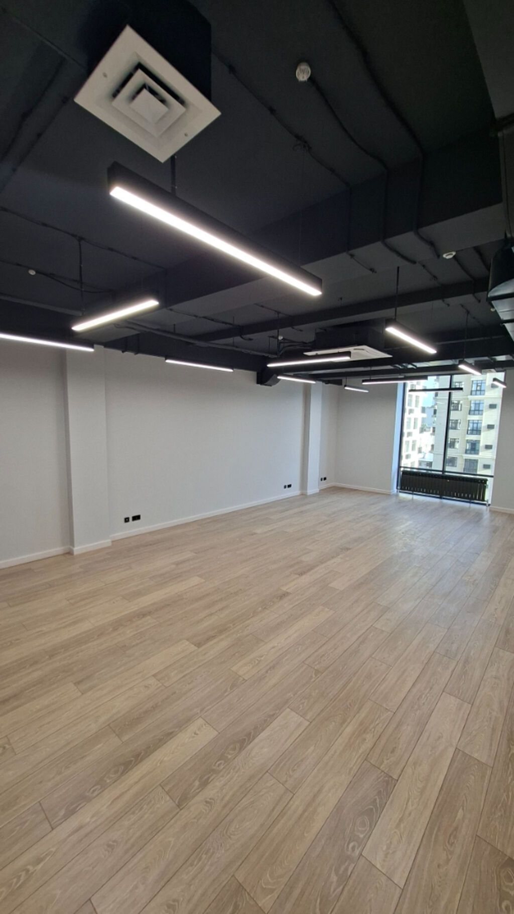 Аренда офисов, 57 м², В бизнес центре, С отдельным сан узлом, С системой безопасности, С юридическим адресом: фото 1