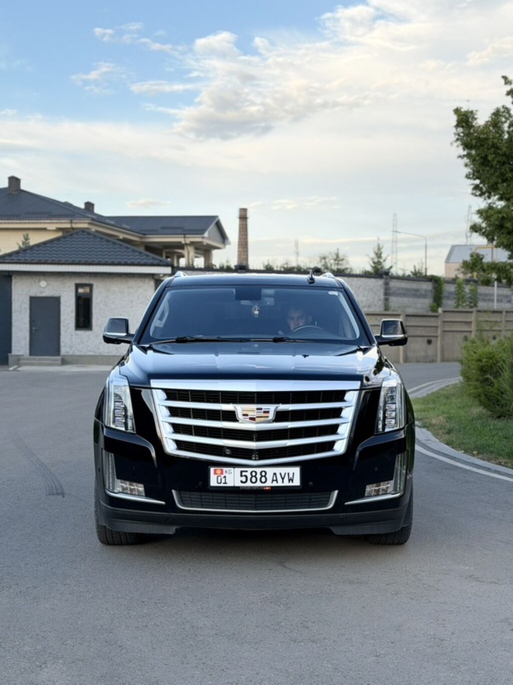 Cadillac Escalade: 2019 г., 6.2 л, Автомат, Бензин, Внедорожник: фото 4