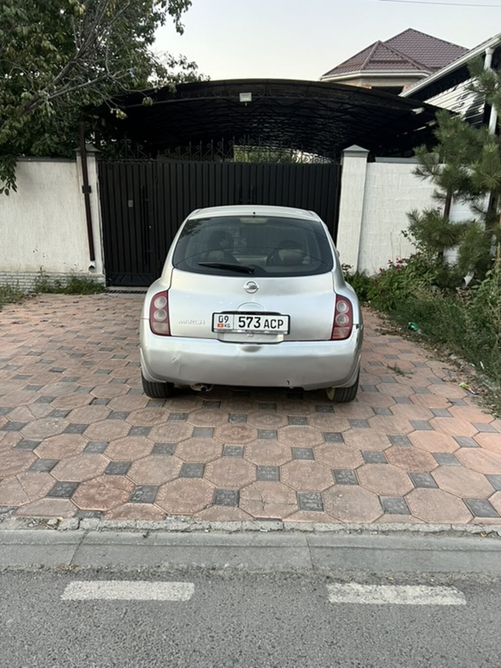 Nissan Micra: 2004 г., 1.2 л, Автомат, Бензин, Хэтчбэк: фото 2