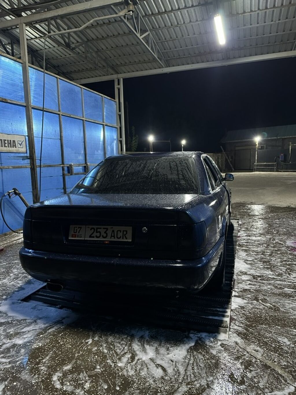 Audi A6: 1995 г., 2.6 л, Механика, Седан — фото 2