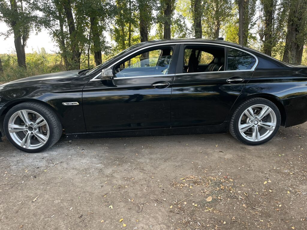 BMW 5 series: 2016 г., 3 л, Автомат, Бензин, Кроссовер: фото 4