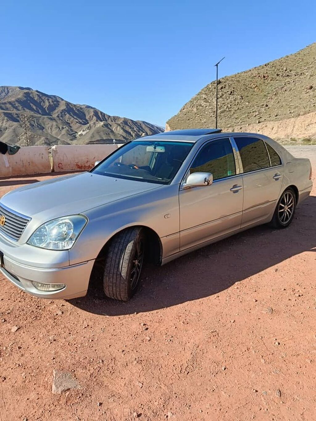Toyota Celsior: 2003 г., 4.3 л, Автомат, Бензин, Седан: фото 8