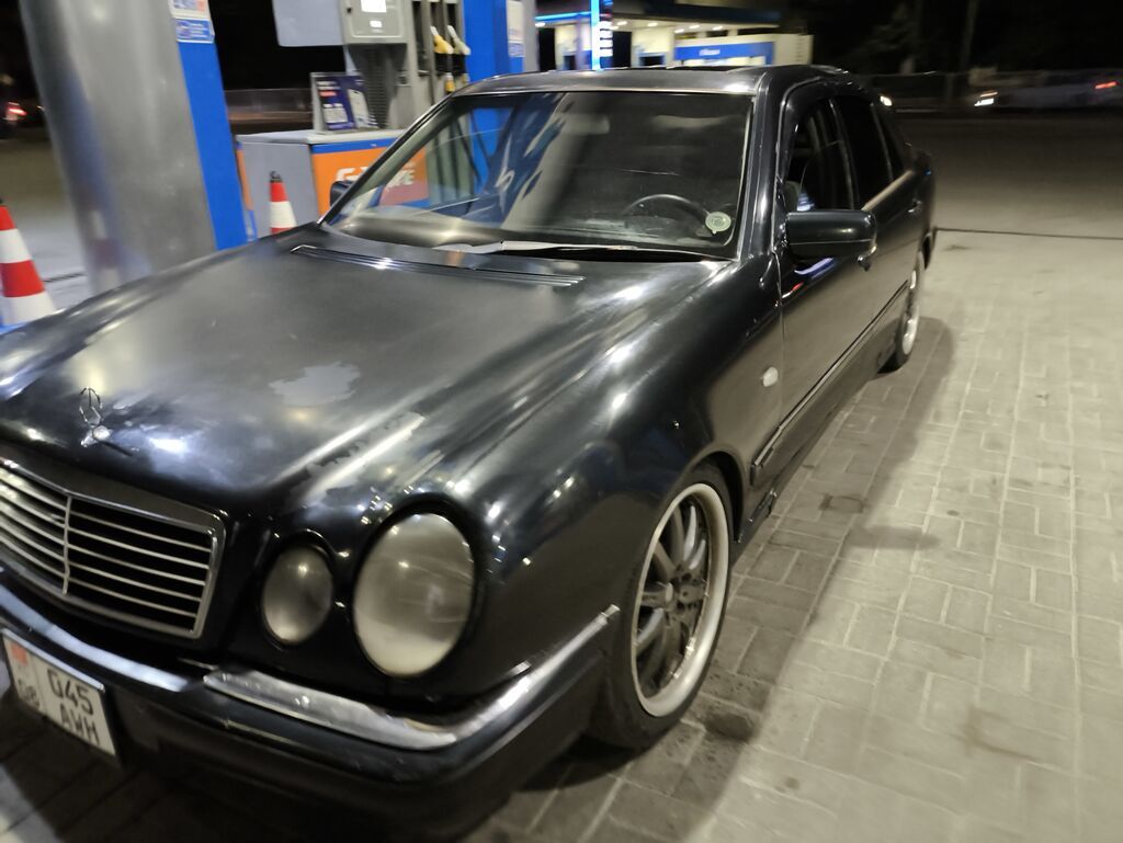 Mercedes-Benz E-Class: 1999 г., 3.2 л, Автомат, Бензин, Седан: фото 2
