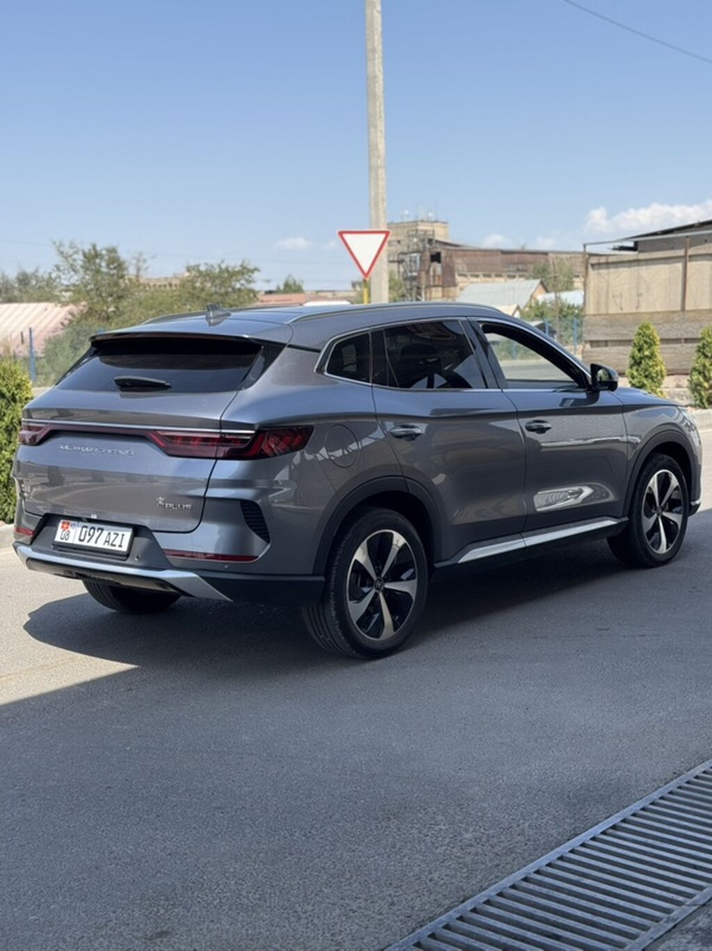 BYD Song Plus: 2023 г., 1.5 л, Автомат, Гибрид, Кроссовер: фото 4