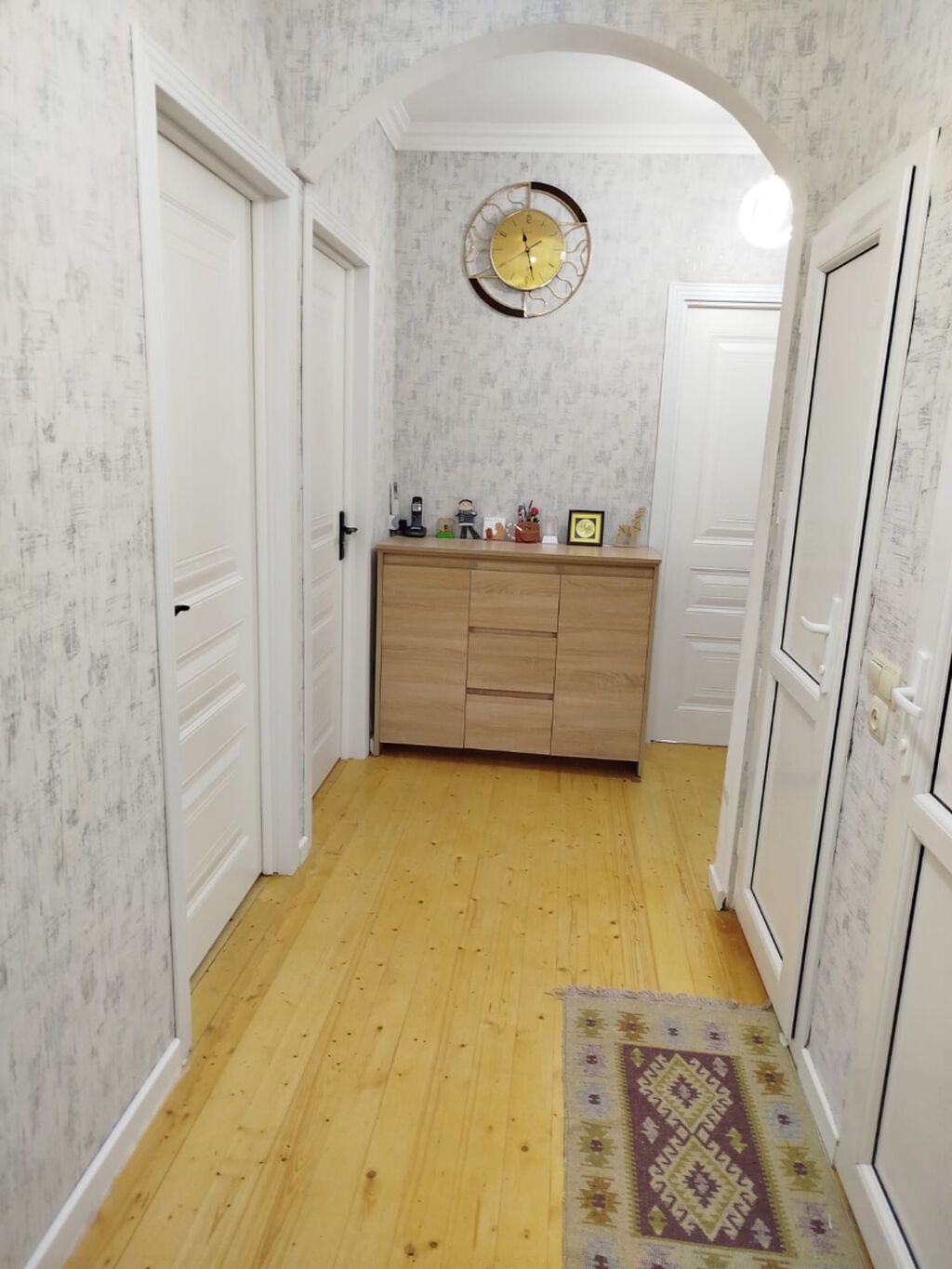 Bakı, Bakıxanov qəs., 4 otaqlı, Köhnə tikili, 83 kv. m